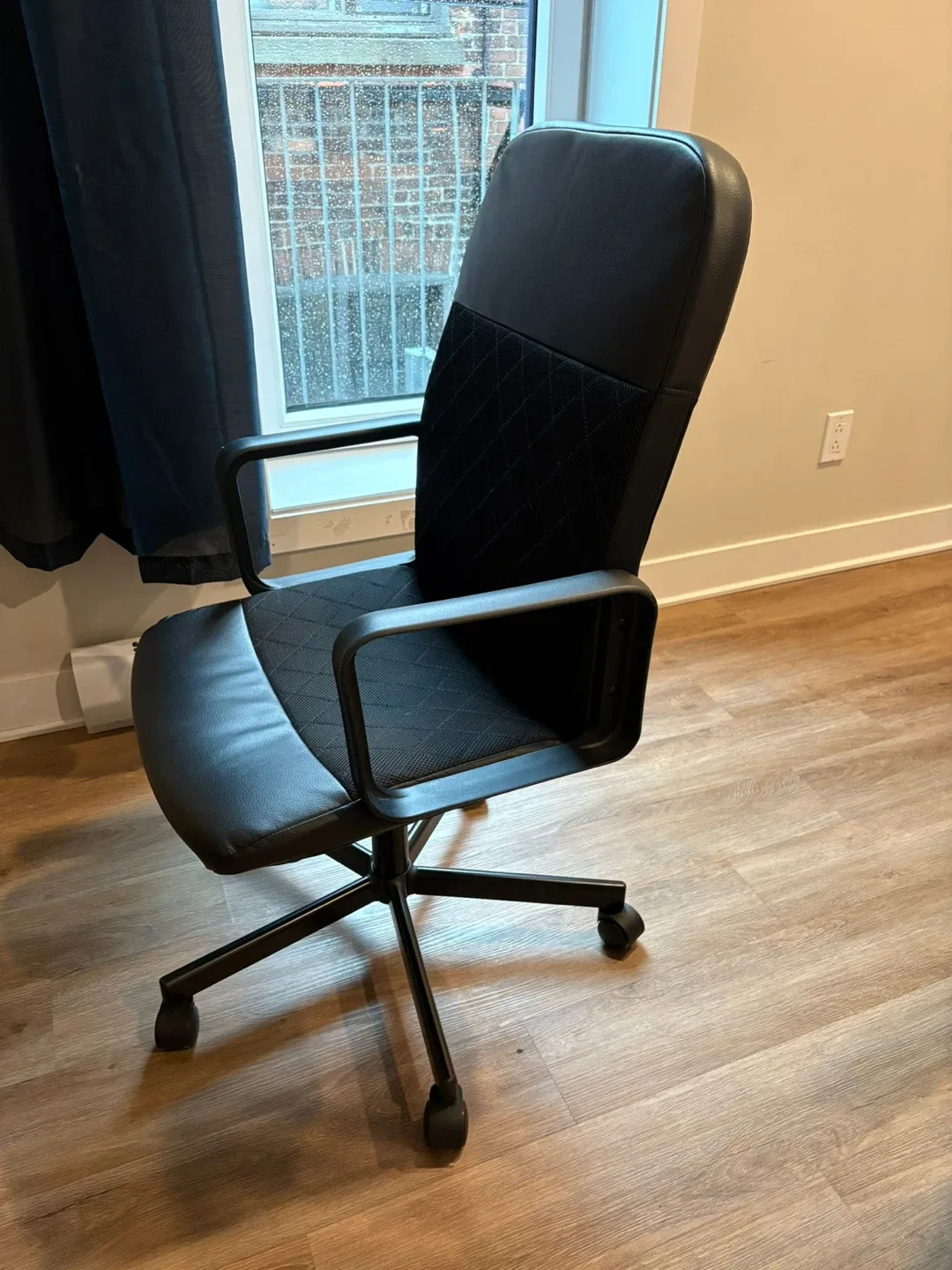 IKEA Black Office Chair image indicator(4)