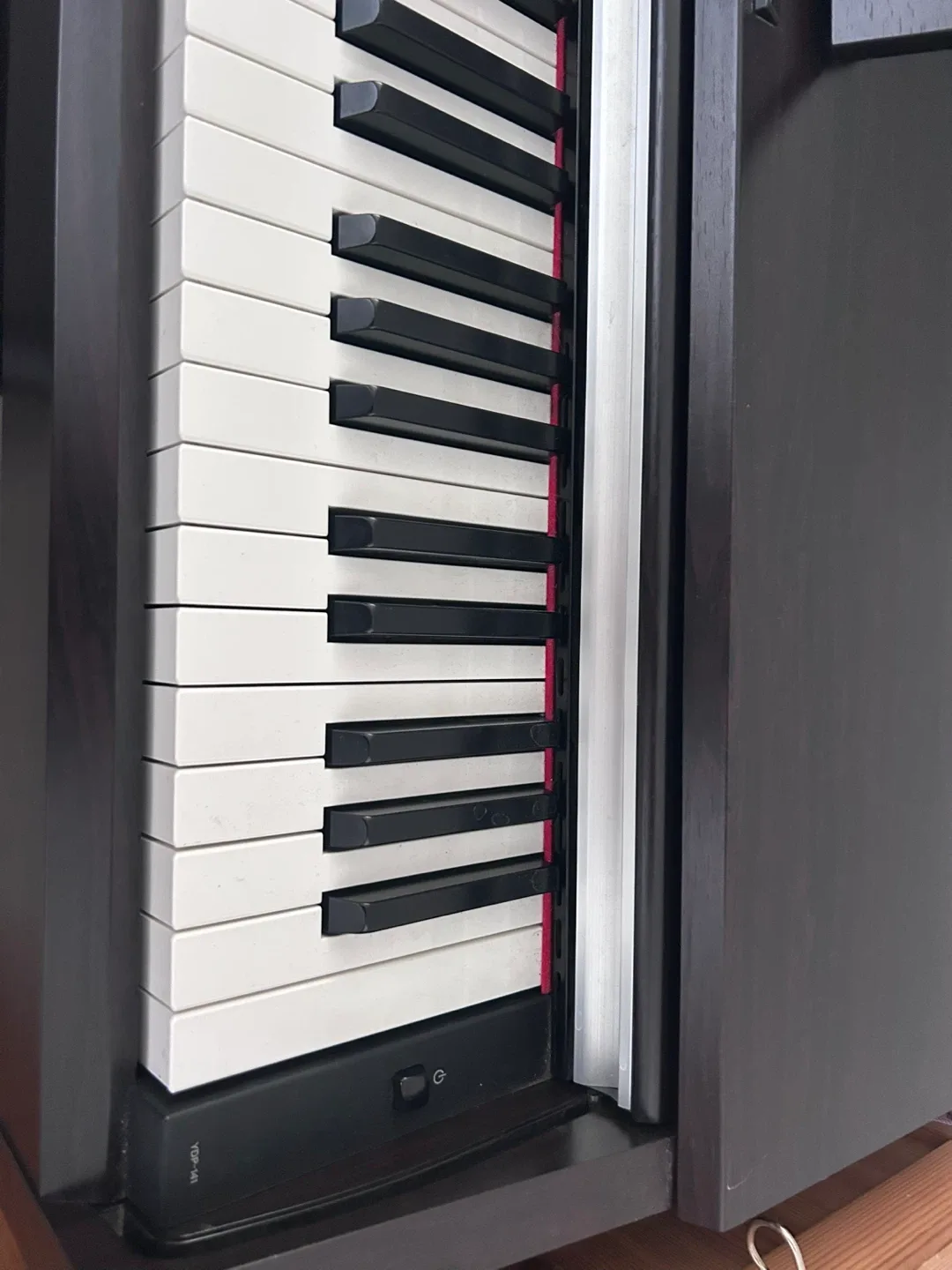 Yamaha Arius YDP-141 Digital Piano with Bench image indicator(4)