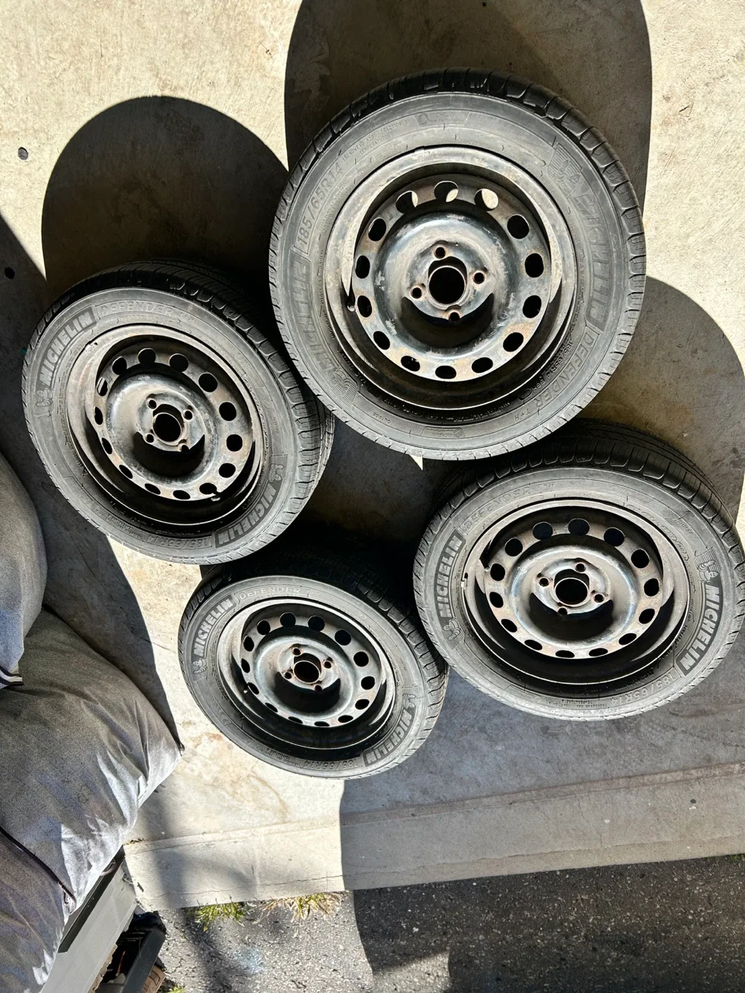 4 Bolt Rims With Tires image indicator(4)