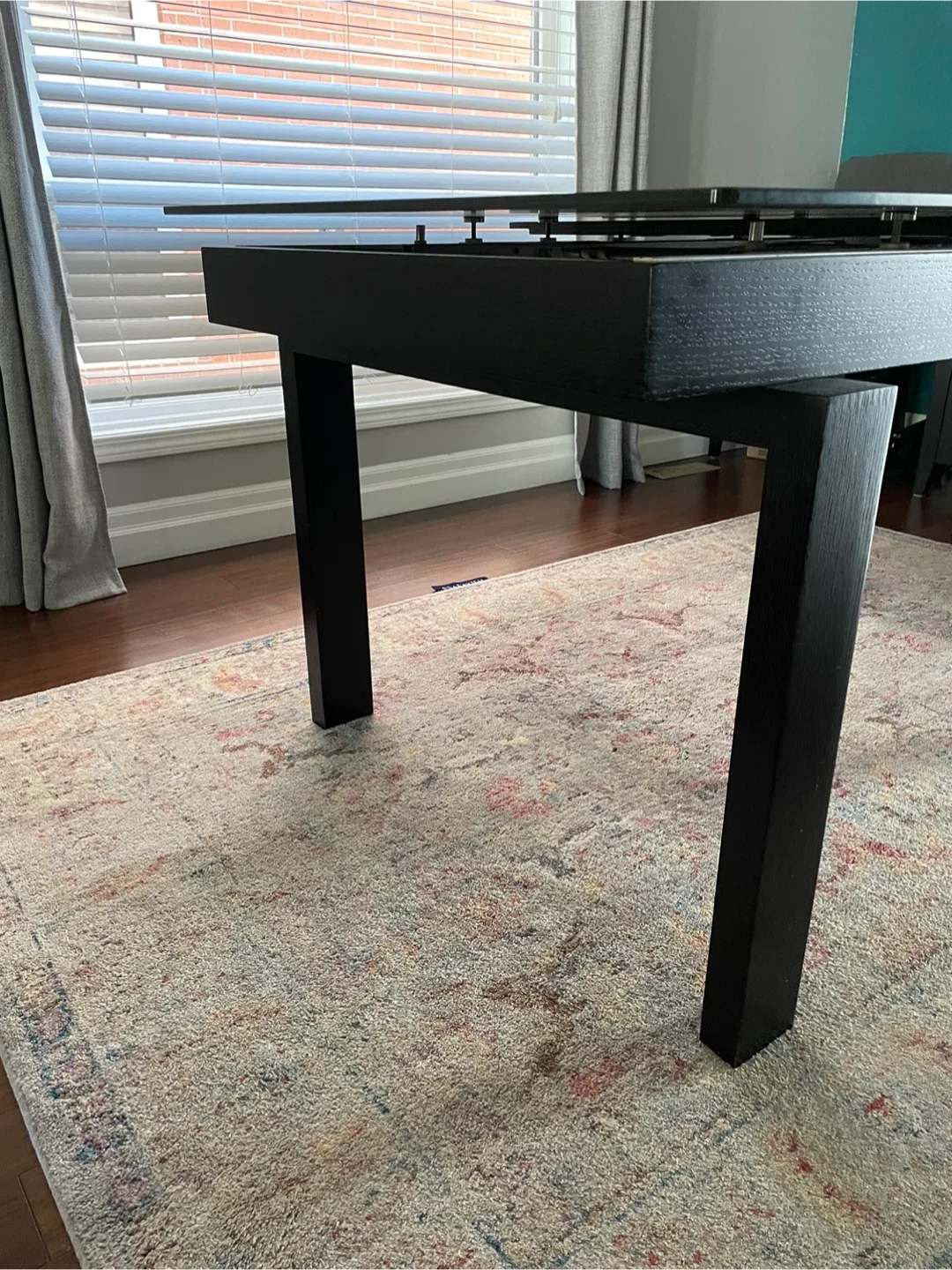 Extendable Black Dining Table image indicator(5)