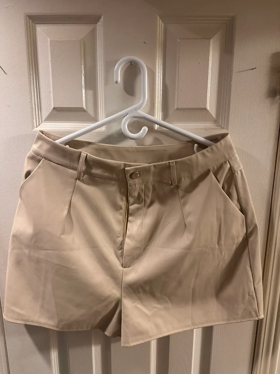 5 Assorted Skirts and Shorts (i) image indicator(5)