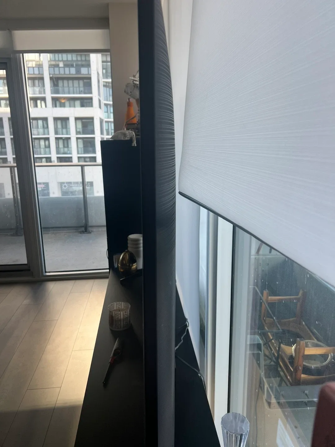 Samsung UN75TU7000F 75 inch 4K UHD TV image indicator(2)