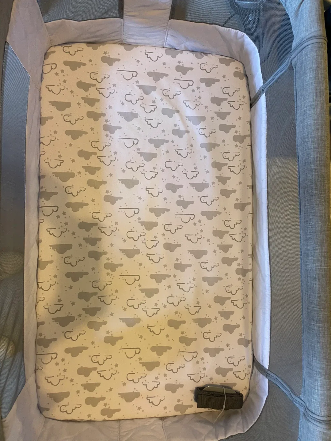 TCBunny Bassinet - Like New! image indicator(4)