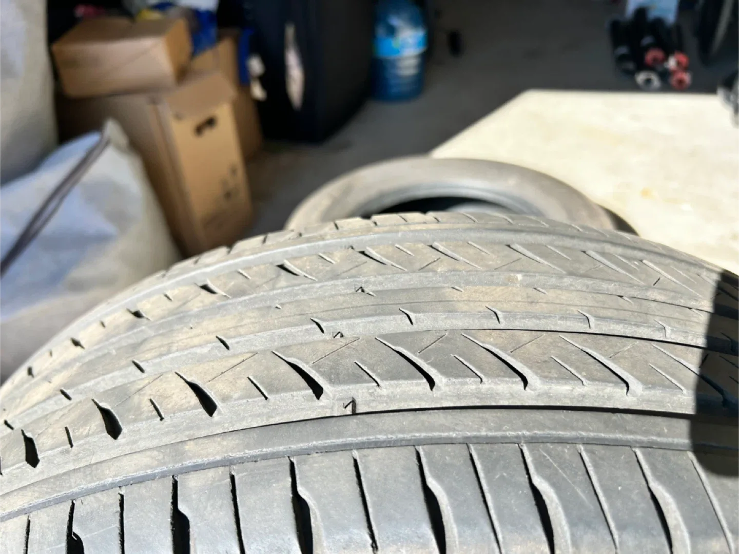 235/65R16 All season almost new tires image indicator(3)