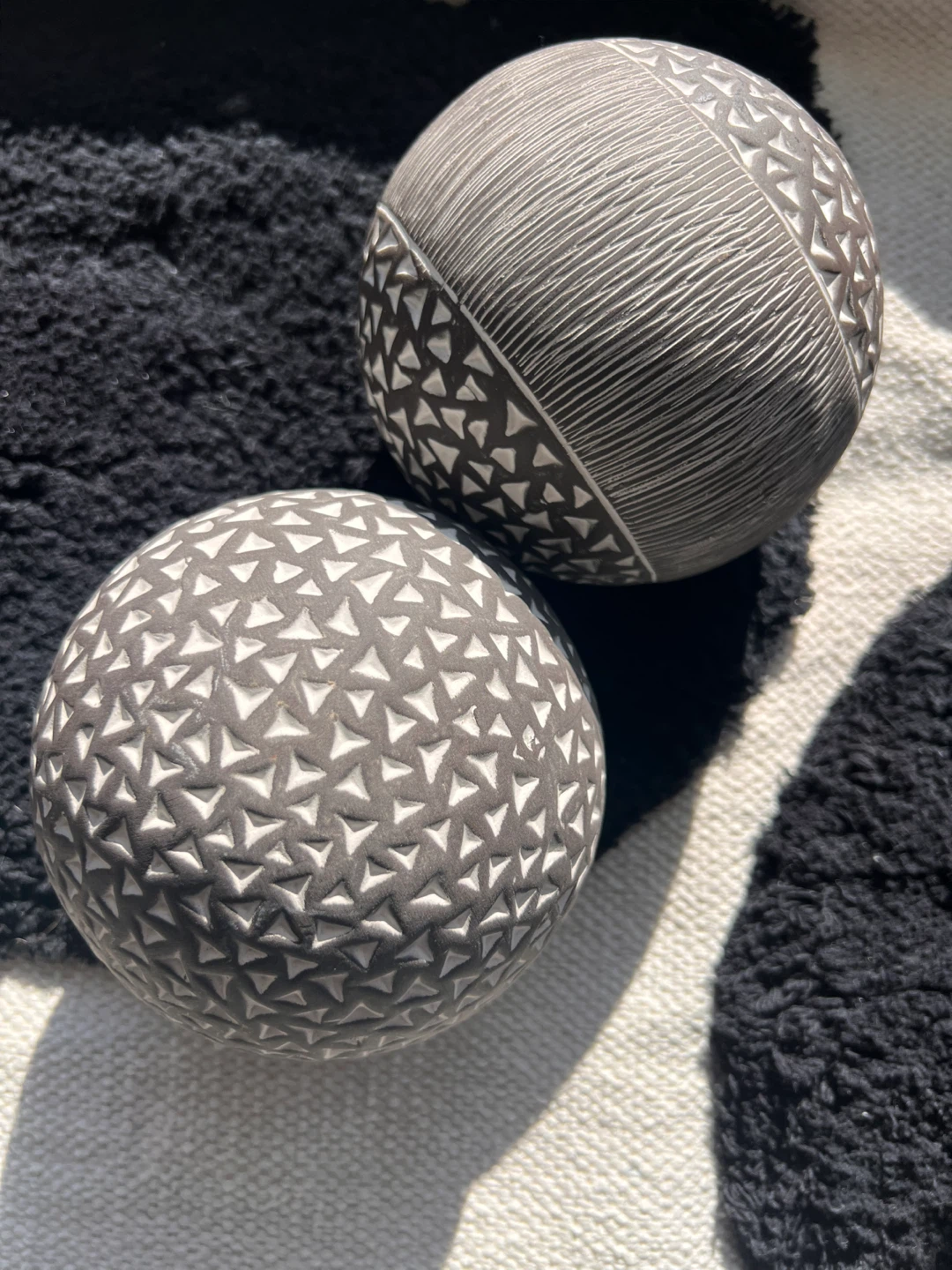 Decorative Spheres - Black and White - photo 2