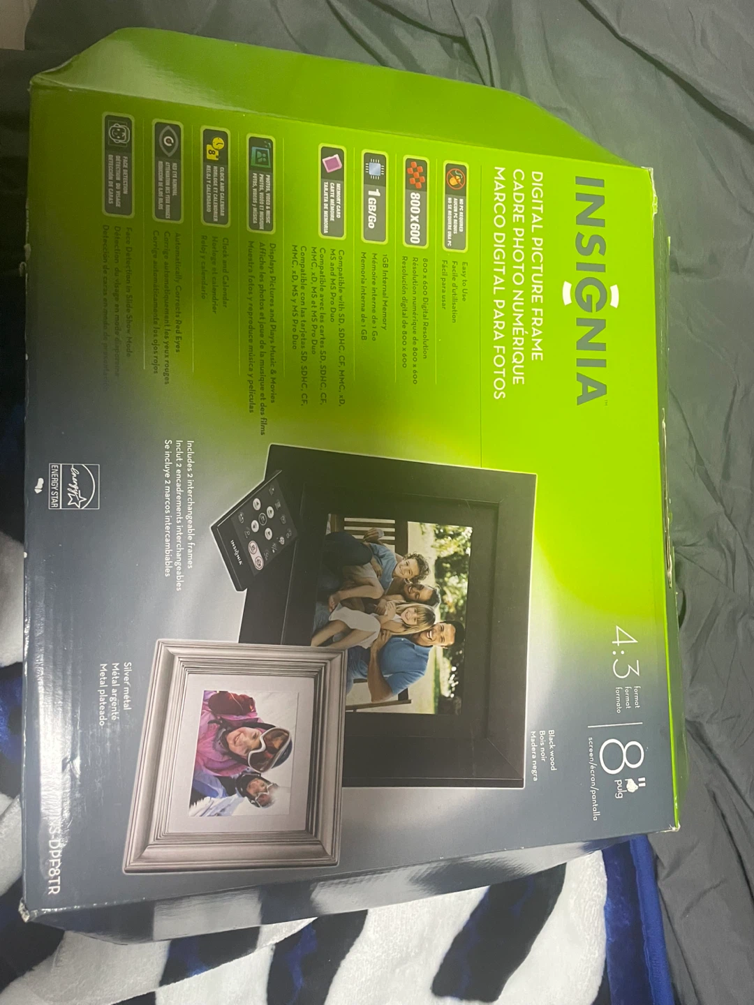 Insignia 8" Digital Picture Frame - Black - New in Box - photo 5
