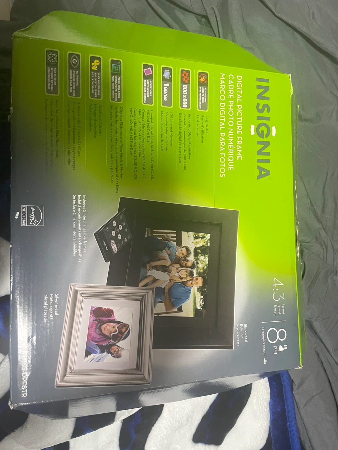 Insignia 8" Digital Picture Frame - Black - New in Box - photo 4
