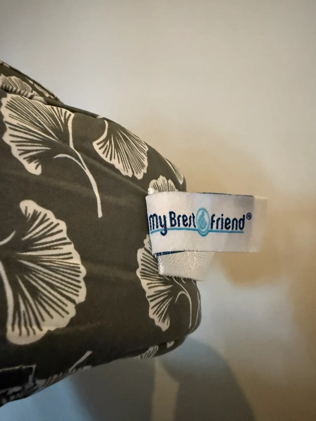 My Brest Friend Nursing Pillow - Grey Leaf Pattern image indicator(4)