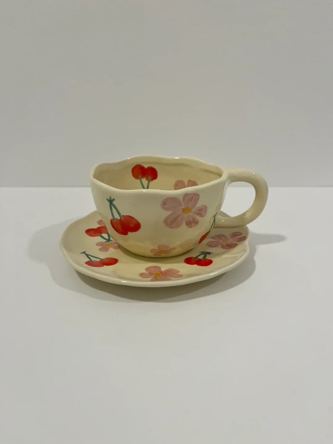 Tea cup & saucer: Cherry and floral hand painted image indicator(2)