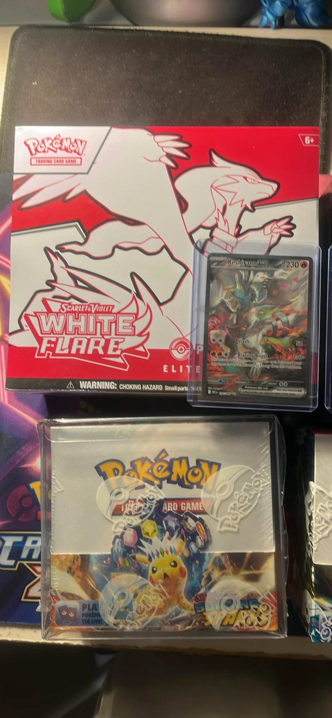 Pokémon card sealed lot - photo 2