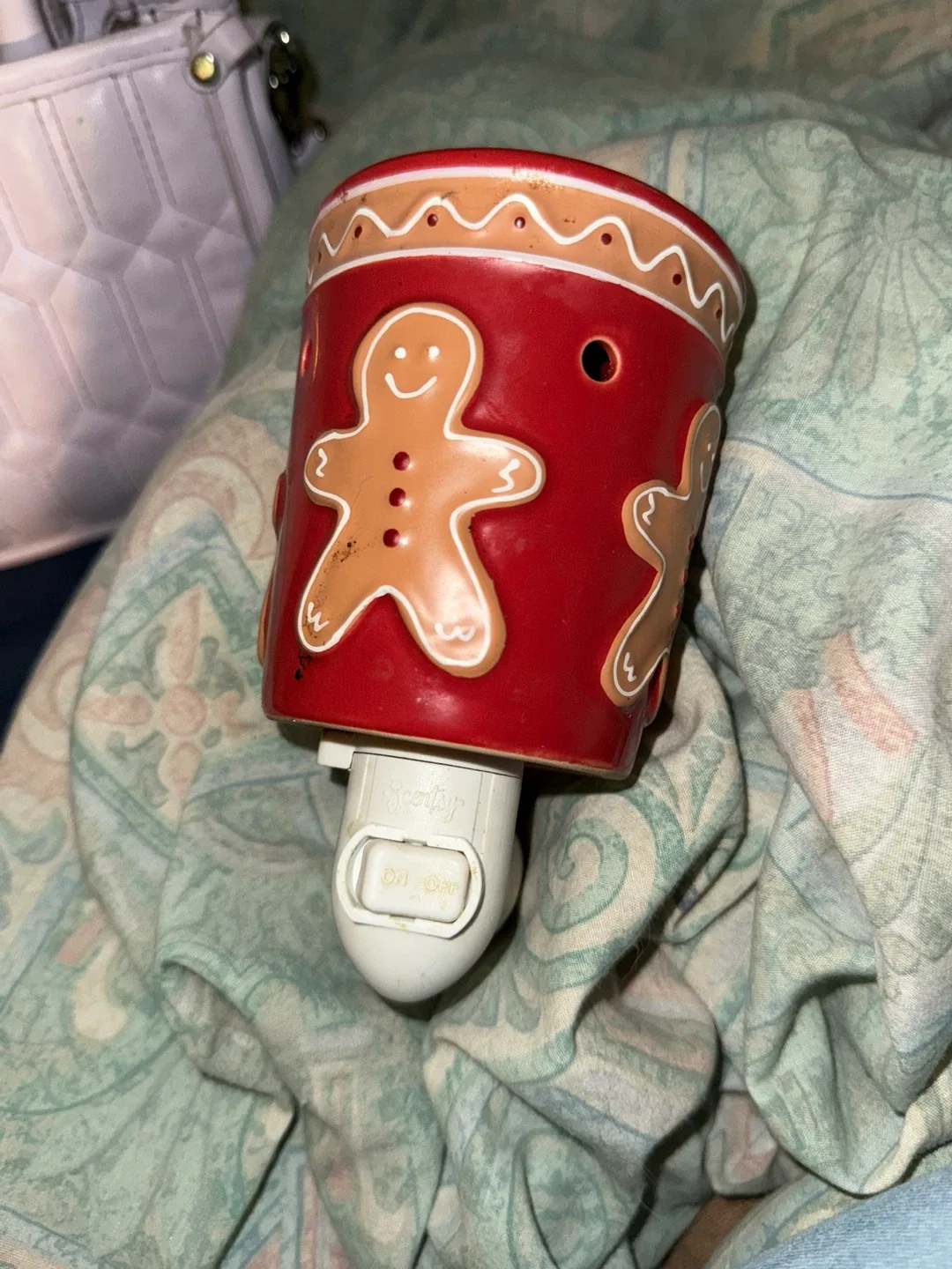 Scenty Gingerbread Wax Warmer image indicator(2)