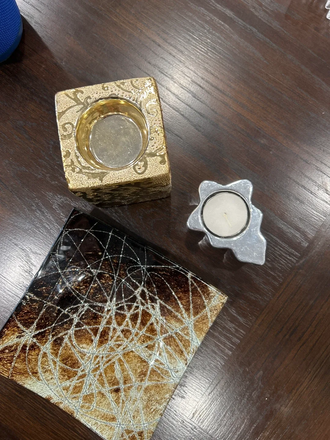 Decorative Candle Holders image indicator(3)