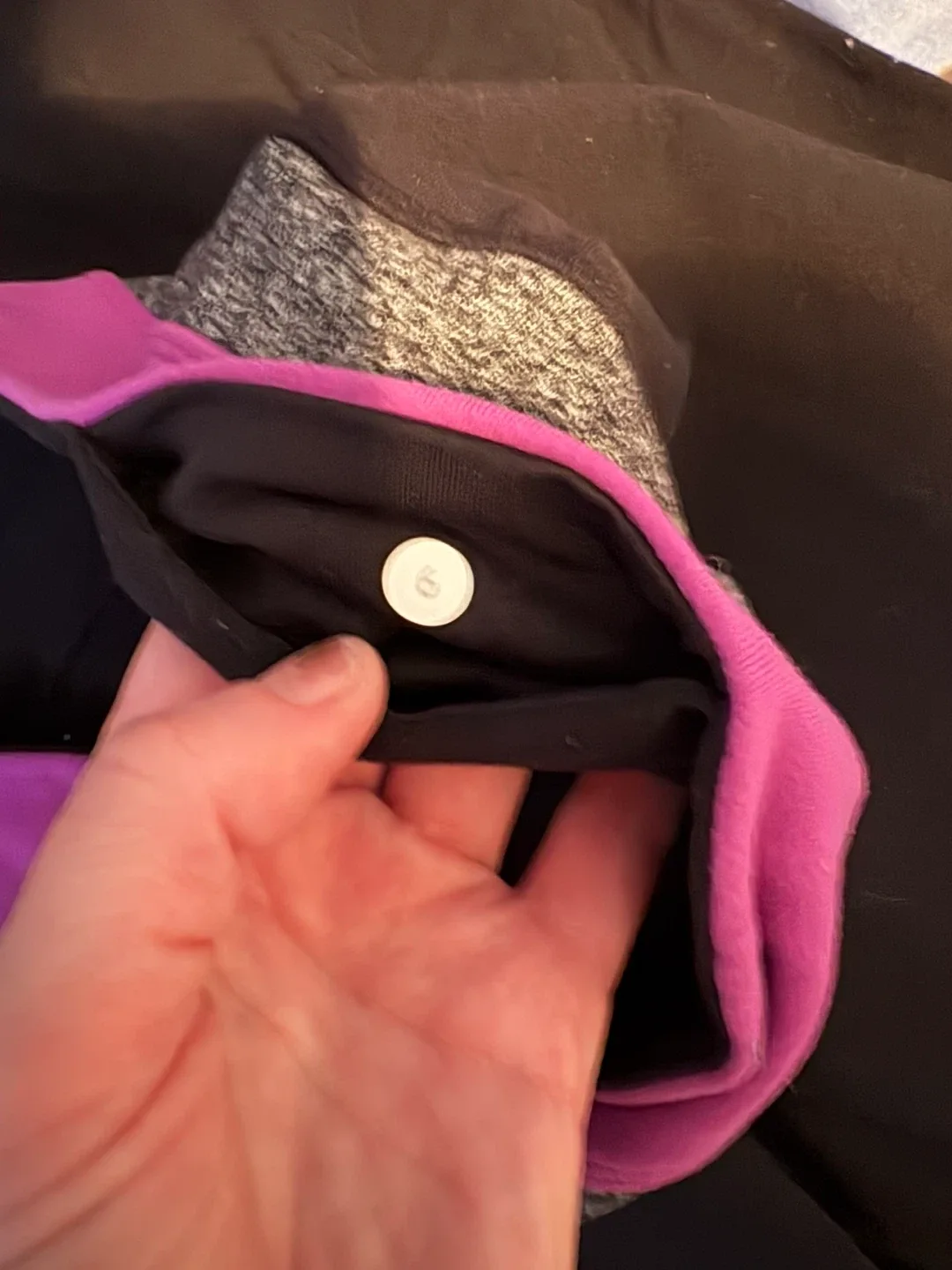 Lululemon Black Yoga Pants - Size 6 image indicator(4)