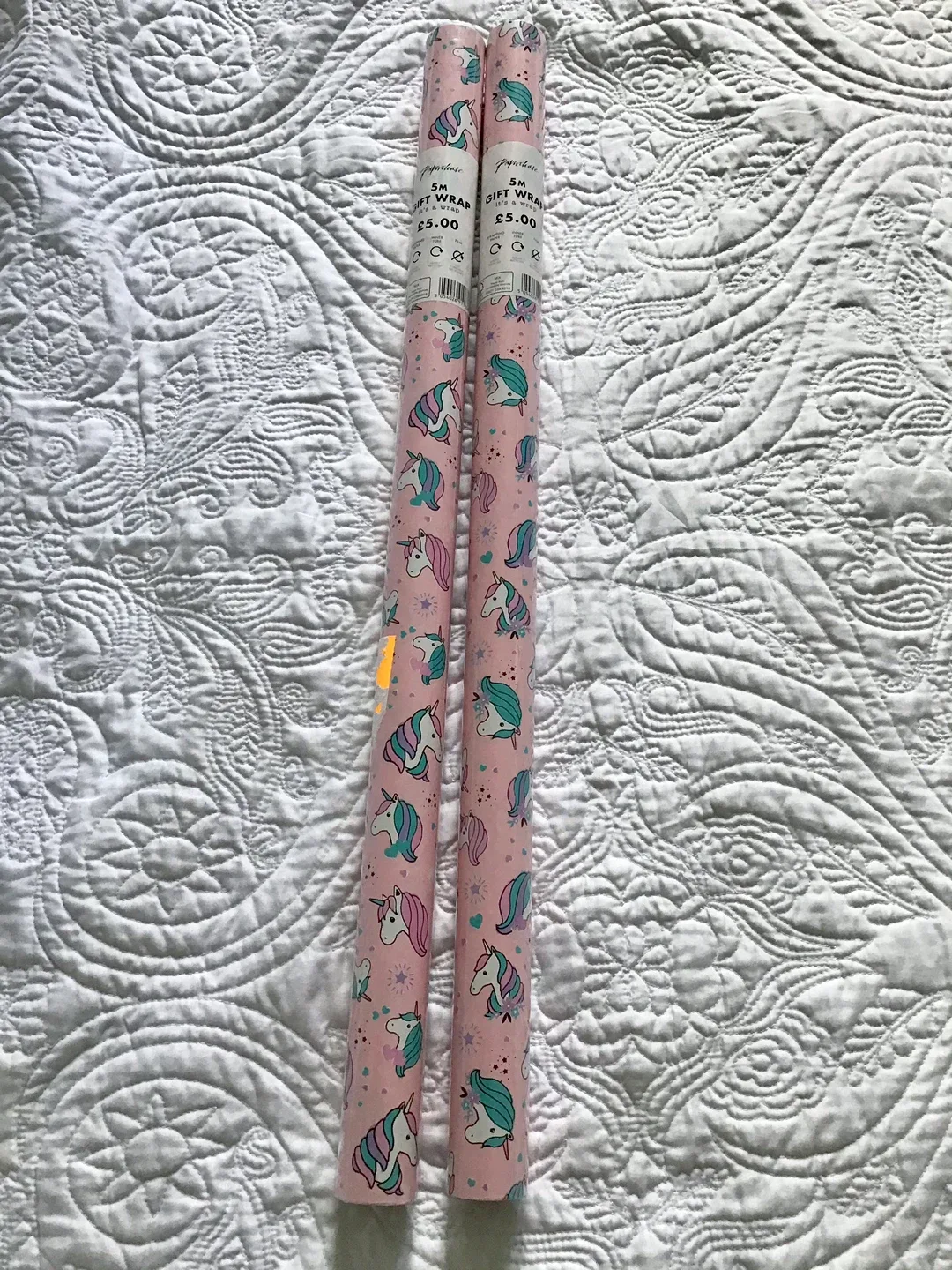 Paperchase Unicorn Gift Wrap - 5M New image indicator(2)