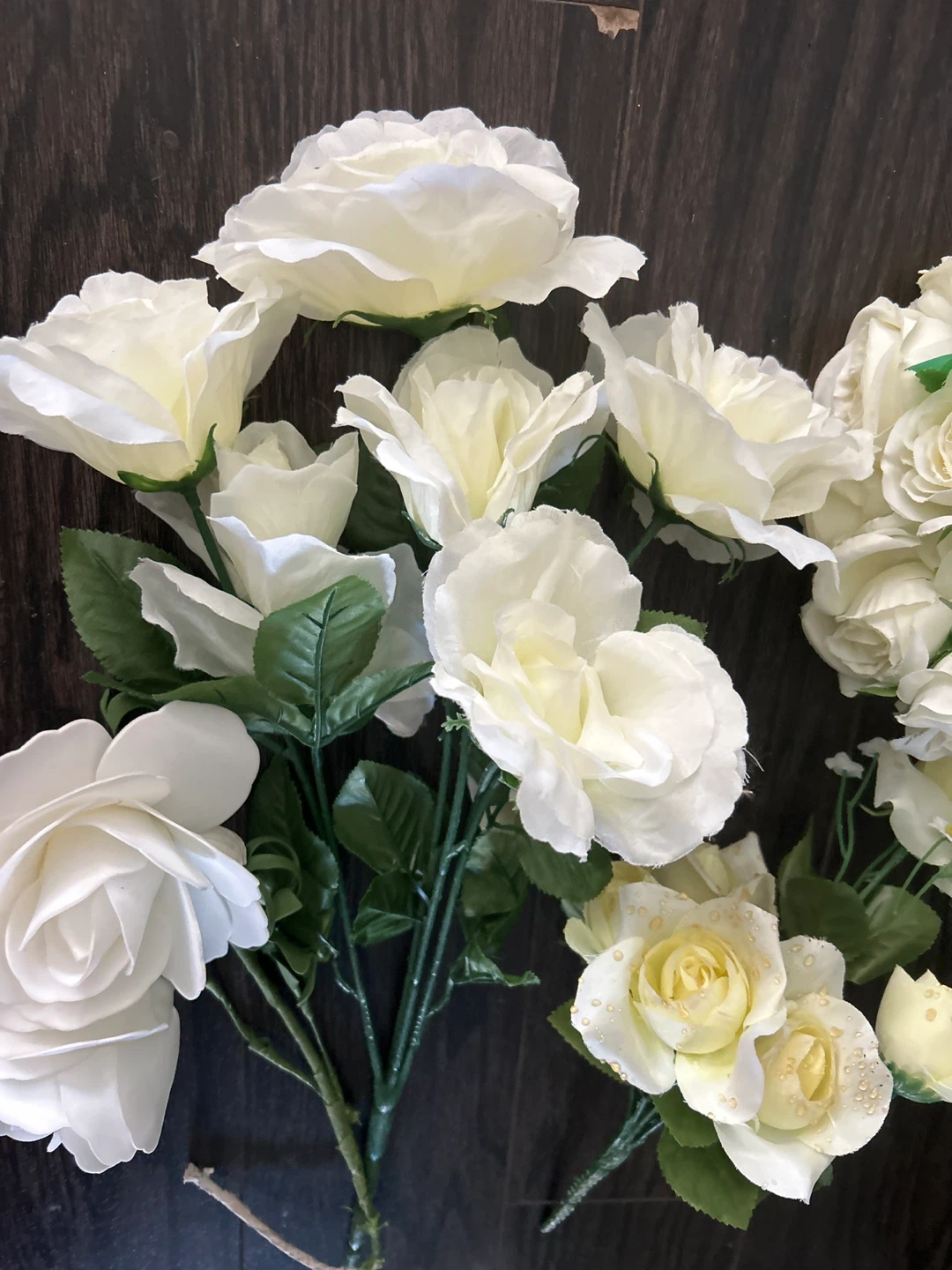 White Artificial 25 Rose Flower Bouquet - photo 3