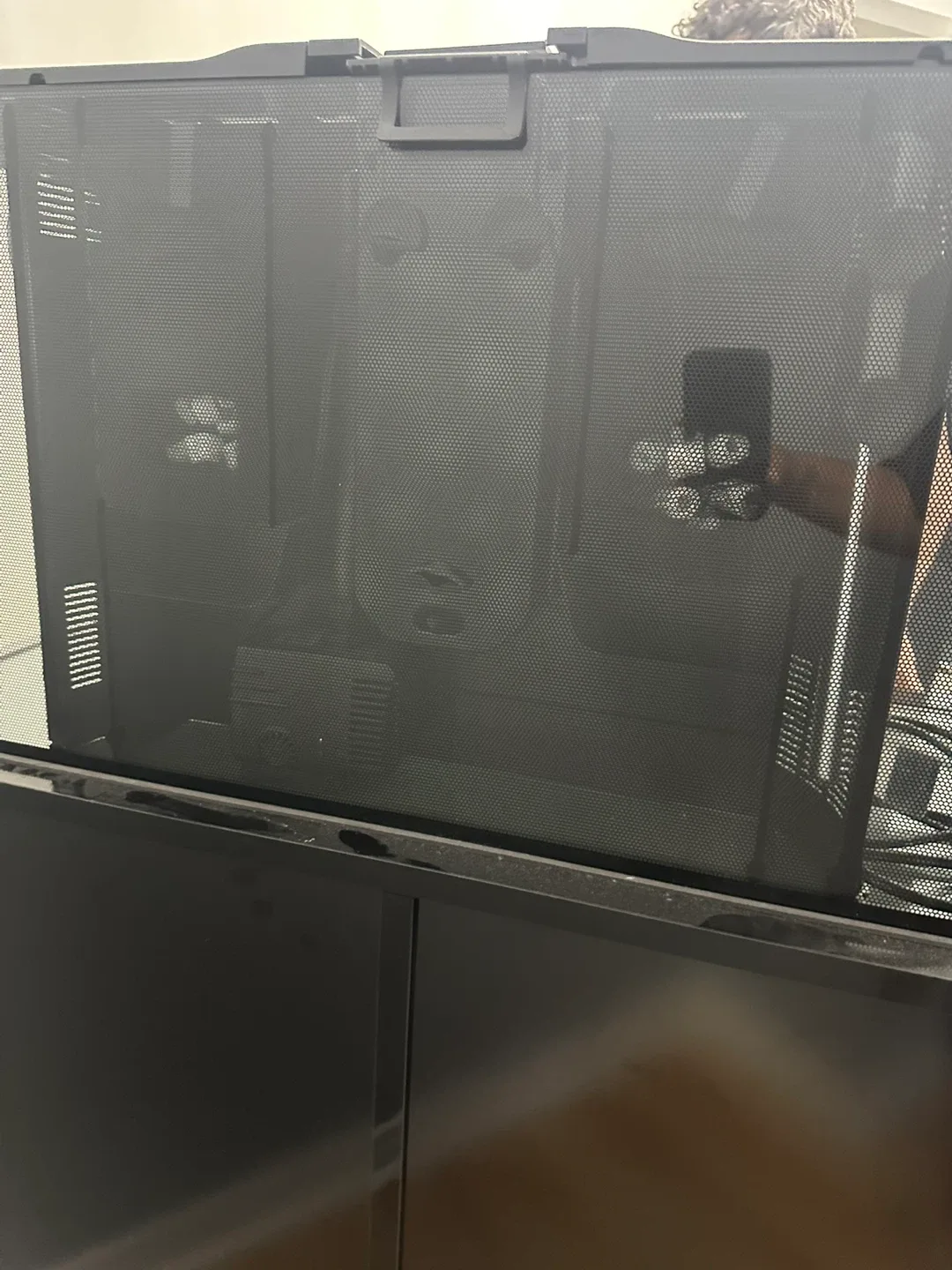 Fluval Sea Aquarium with Cabinet image indicator(4)