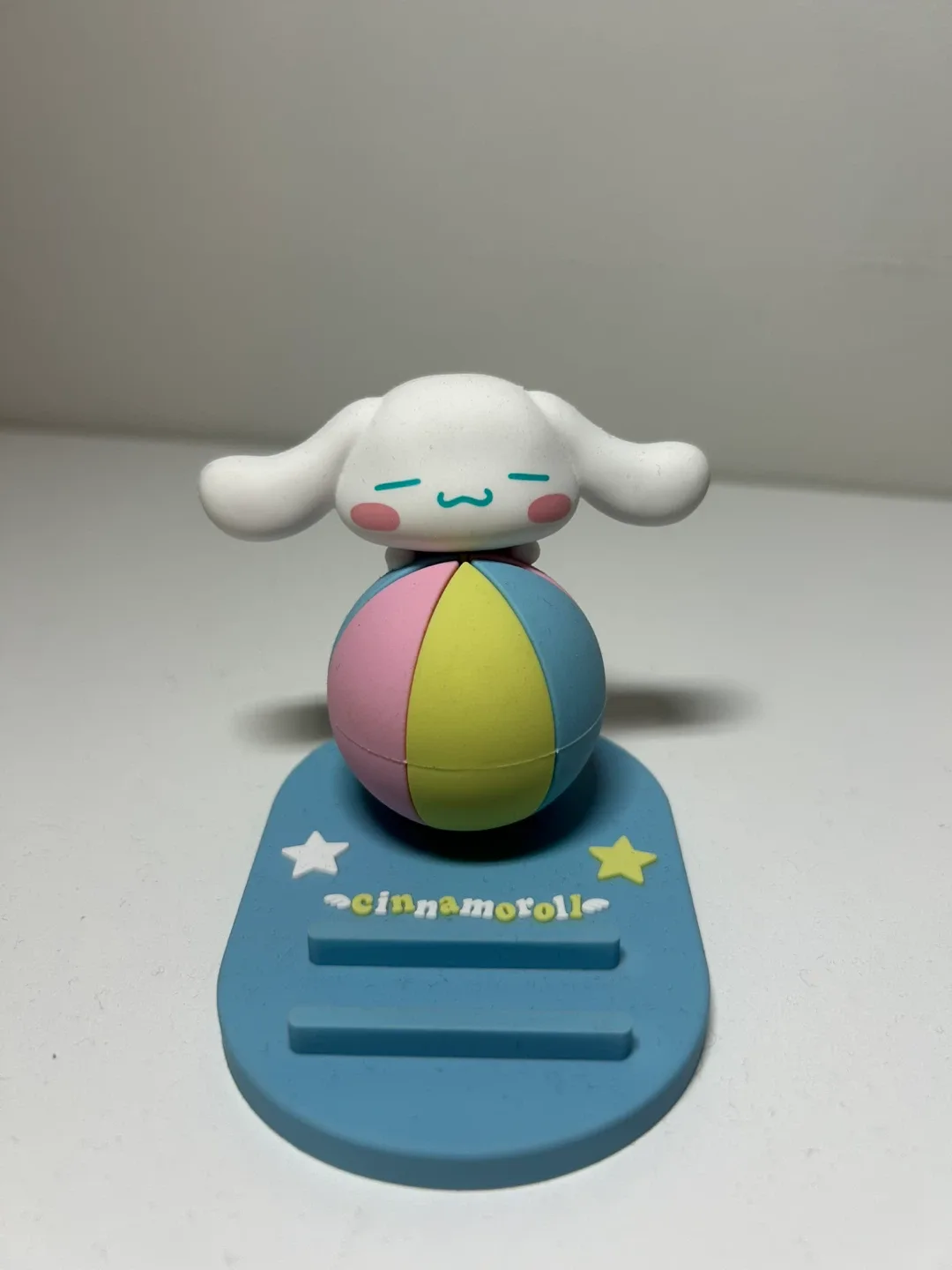 Cinnamoroll Phone Stand from Miniso