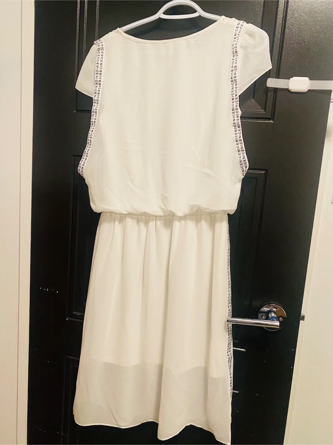 Baoruizy White Dress with 'Nice' Detail - Size 12 image indicator(2)
