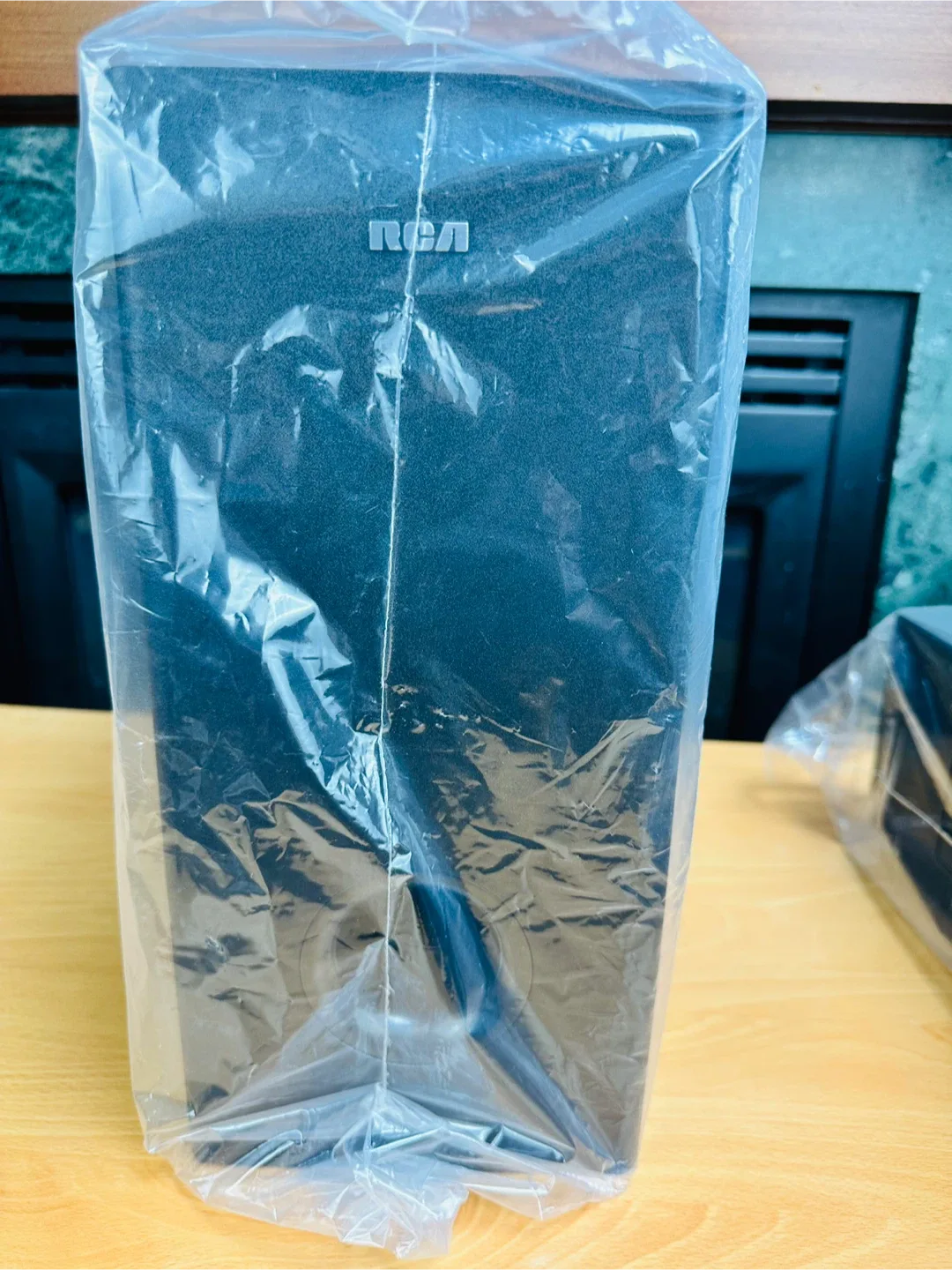 RCA 1000 W  Home Theatre System - Brand New in Box image indicator(4)