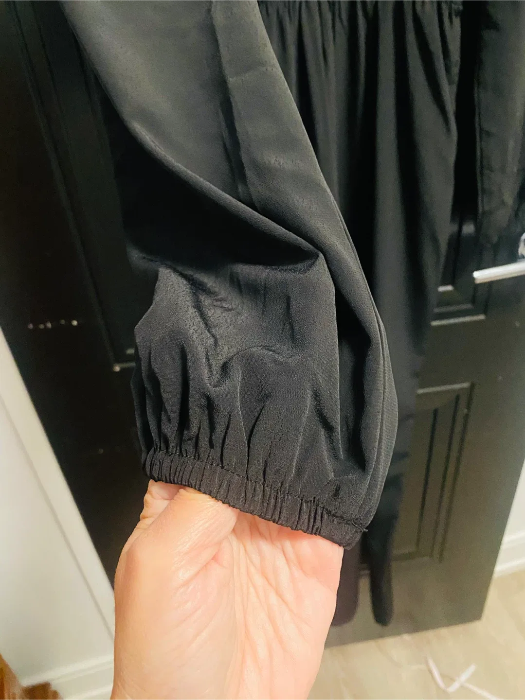 Forever 21 Black Long Sleeve Dress - Size S image indicator(4)