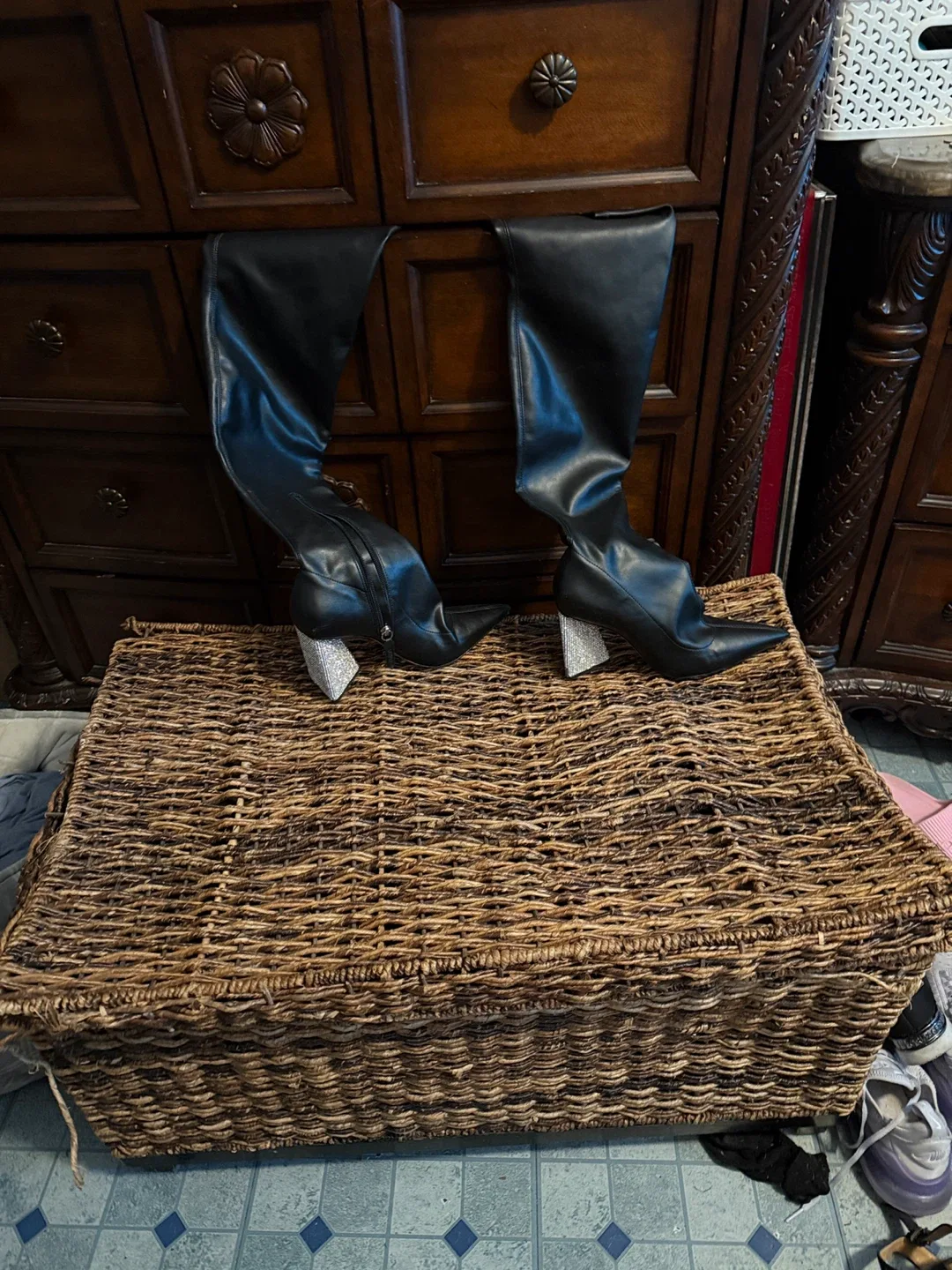 Black Thigh High Boots with Rhinestone Heel image indicator(2)