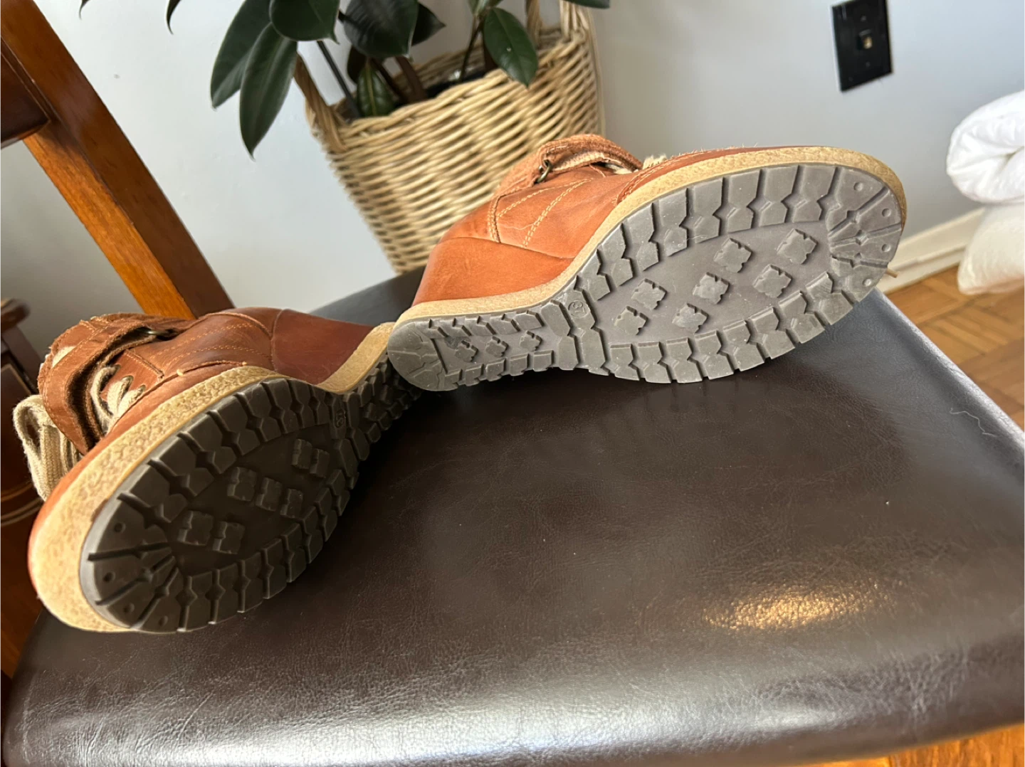 Brown Wedge Heel Sneakers size 7 - photo 4