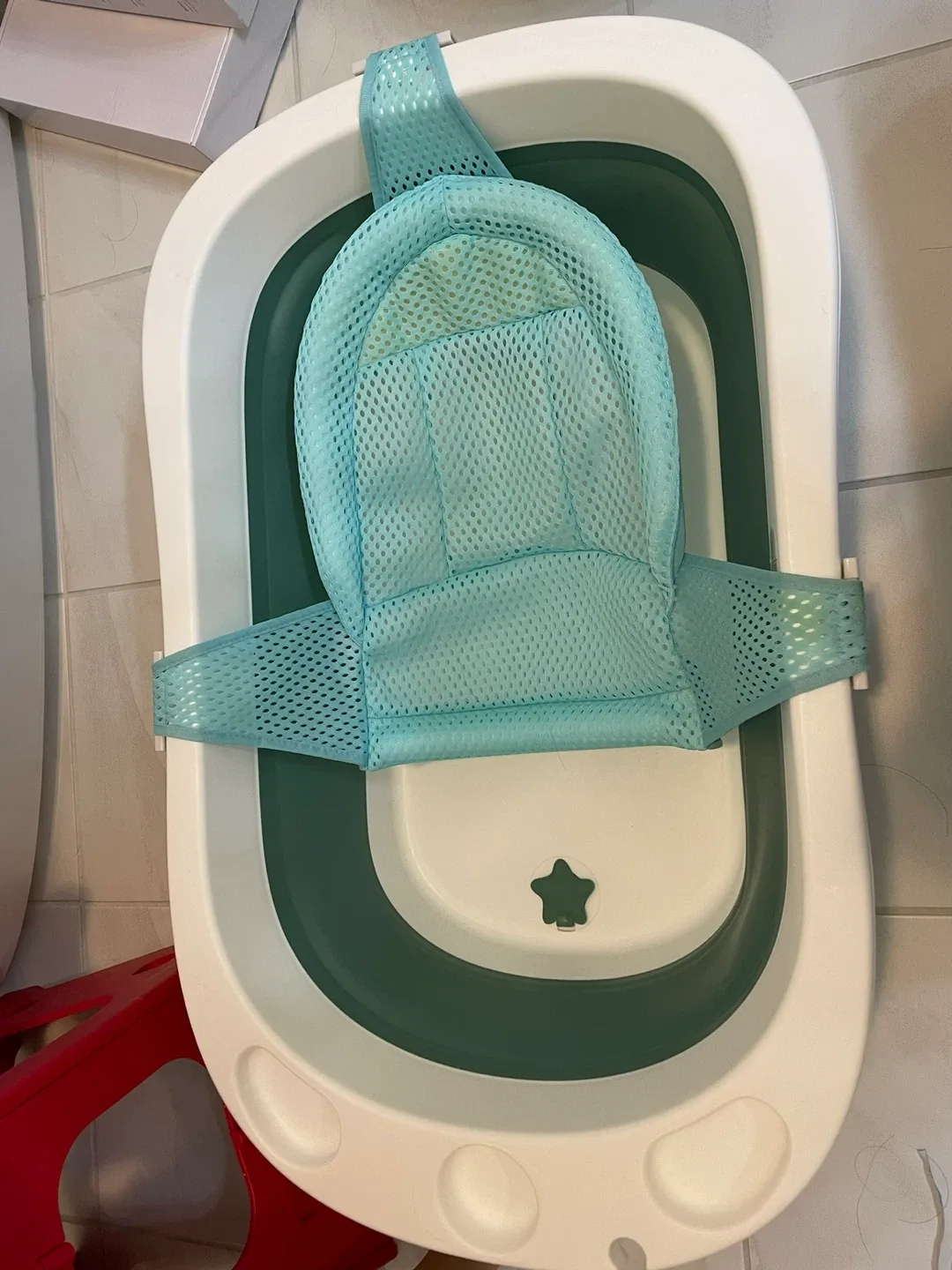 Collapsible Baby Bathtub with Bath Support image indicator(4)