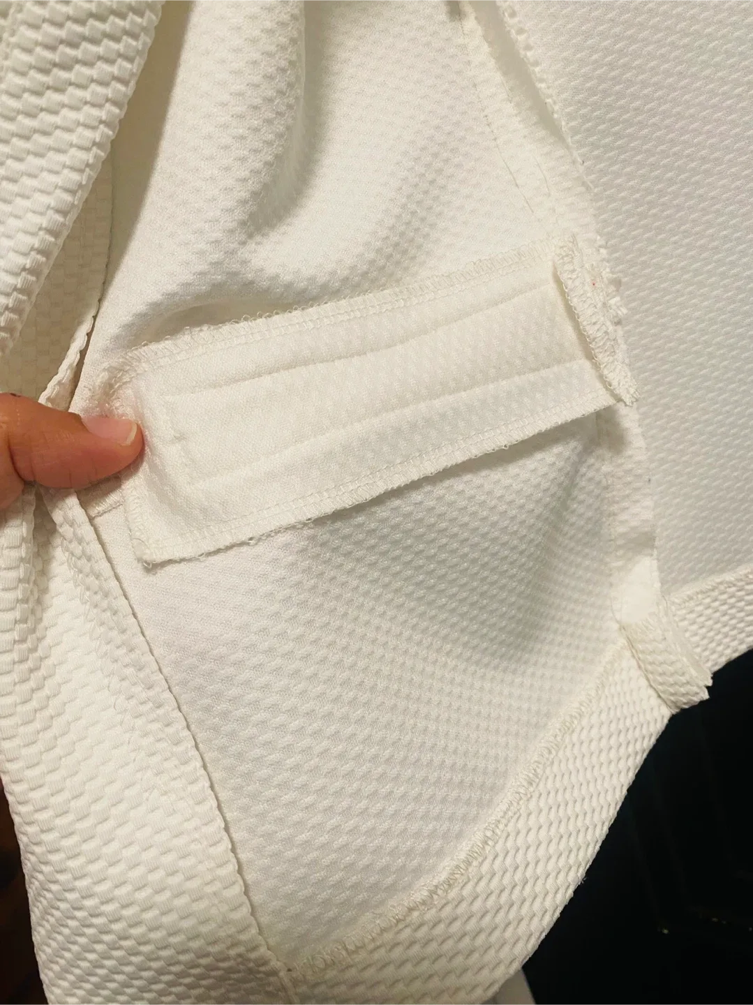 White Textured Blazer - Size M image indicator(3)