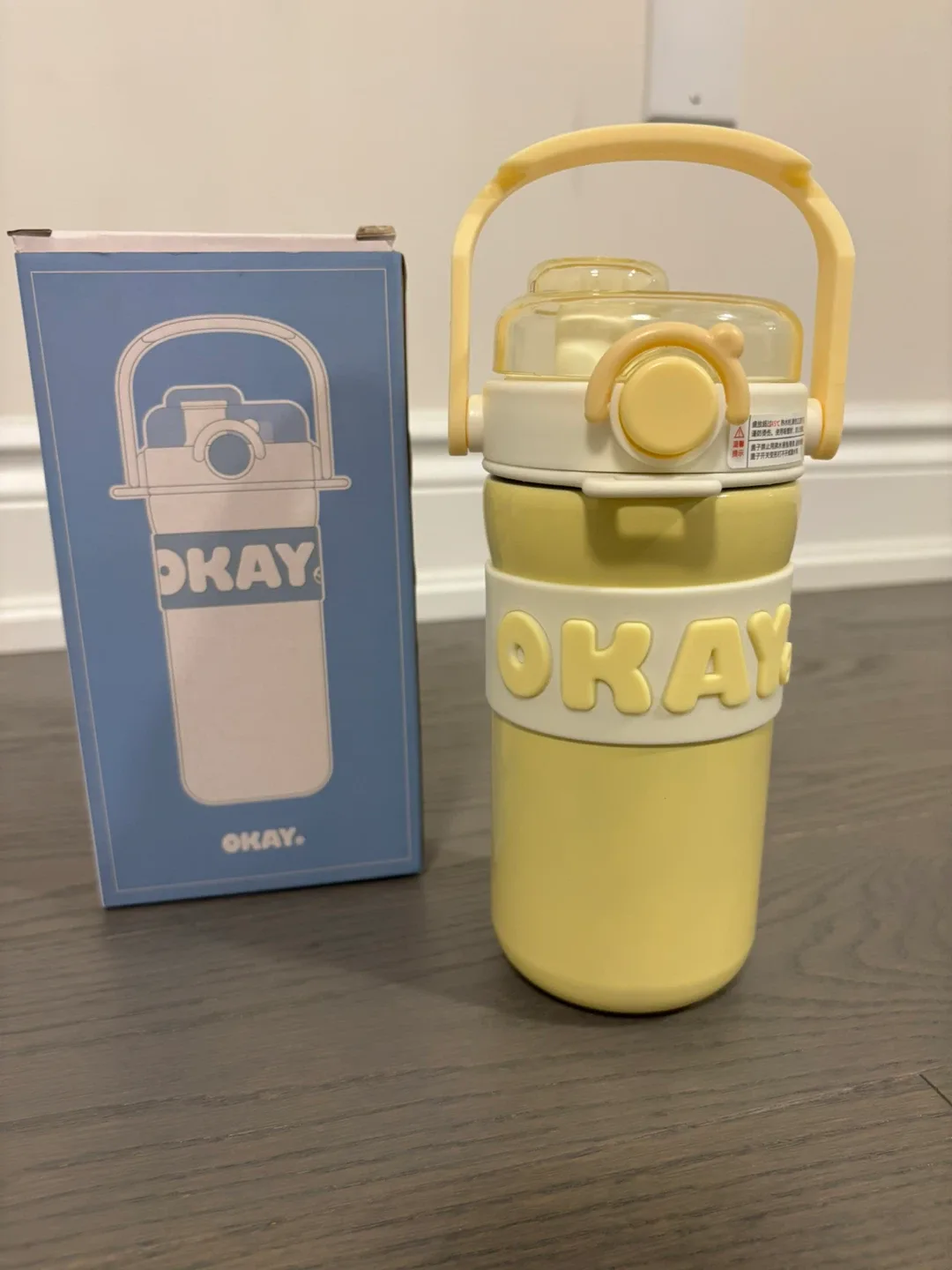 Okay. Yellow Water Bottle with Handle & Straw image indicator(2)