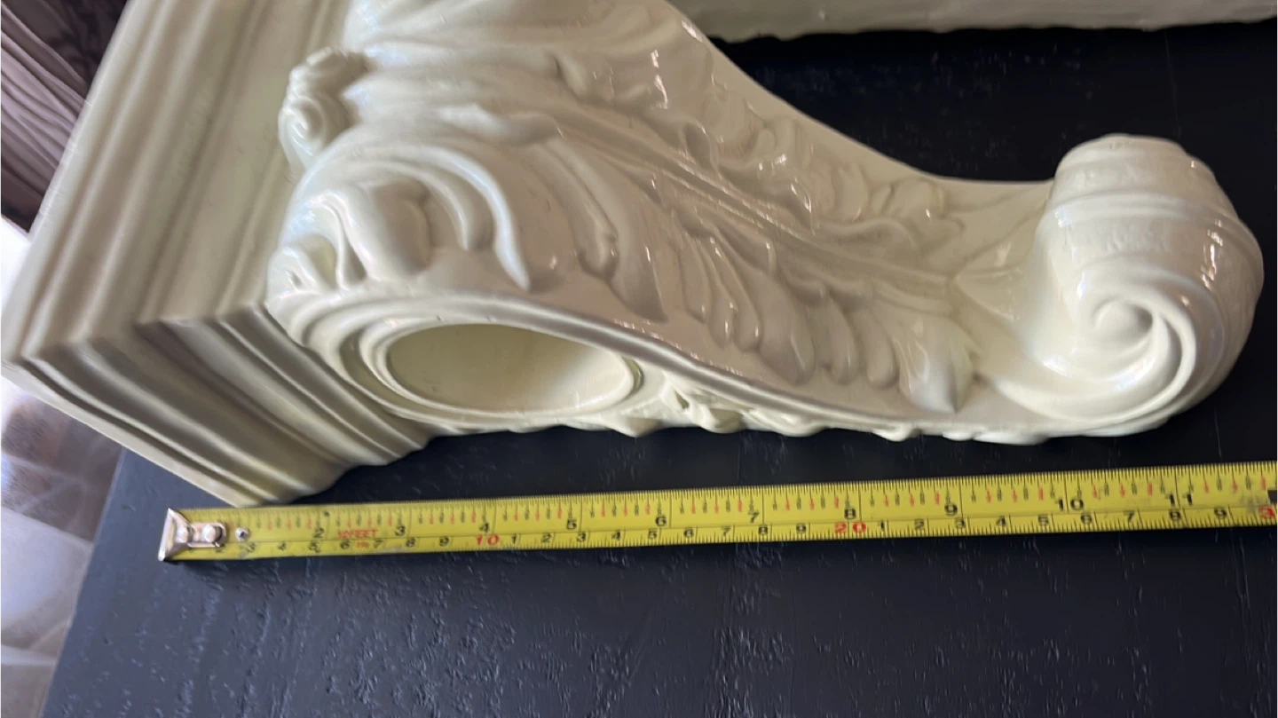 Pair of Ornate White Corbels - photo 4