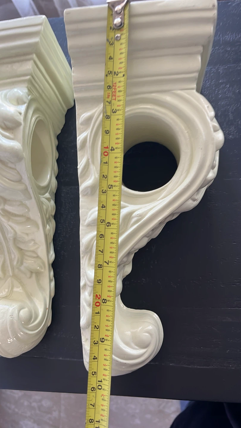 Pair of Ornate White Corbels - photo 3