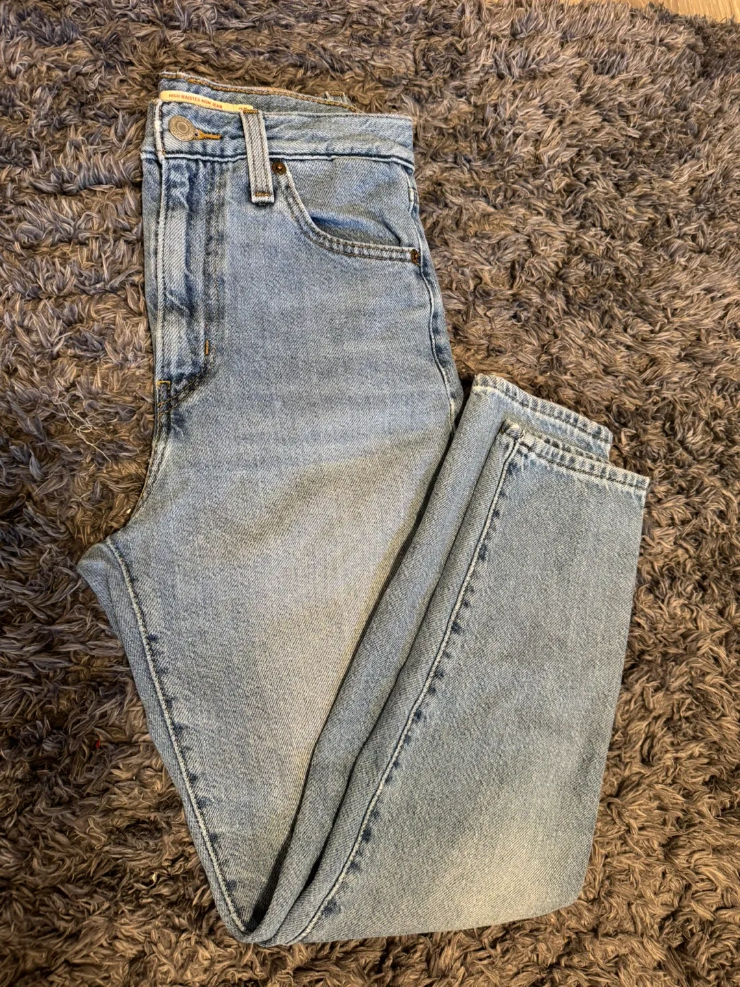 Levi's Mom Jeans Size 25 image indicator(6)