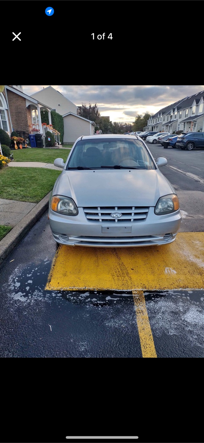 Hyundai Accent Silver Sedan