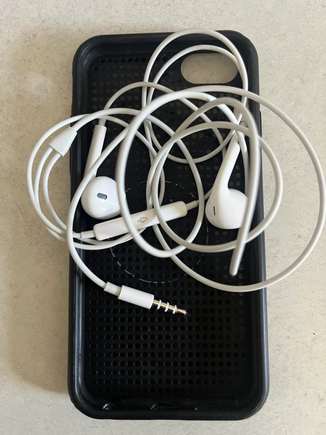 Gold iPhone 6 Used Condition image indicator(3)