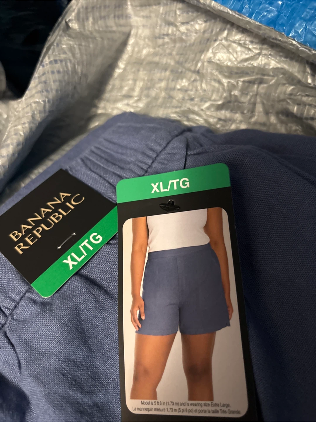 2 pairs Banana Republic & Spyder Shorts XL - photo 3