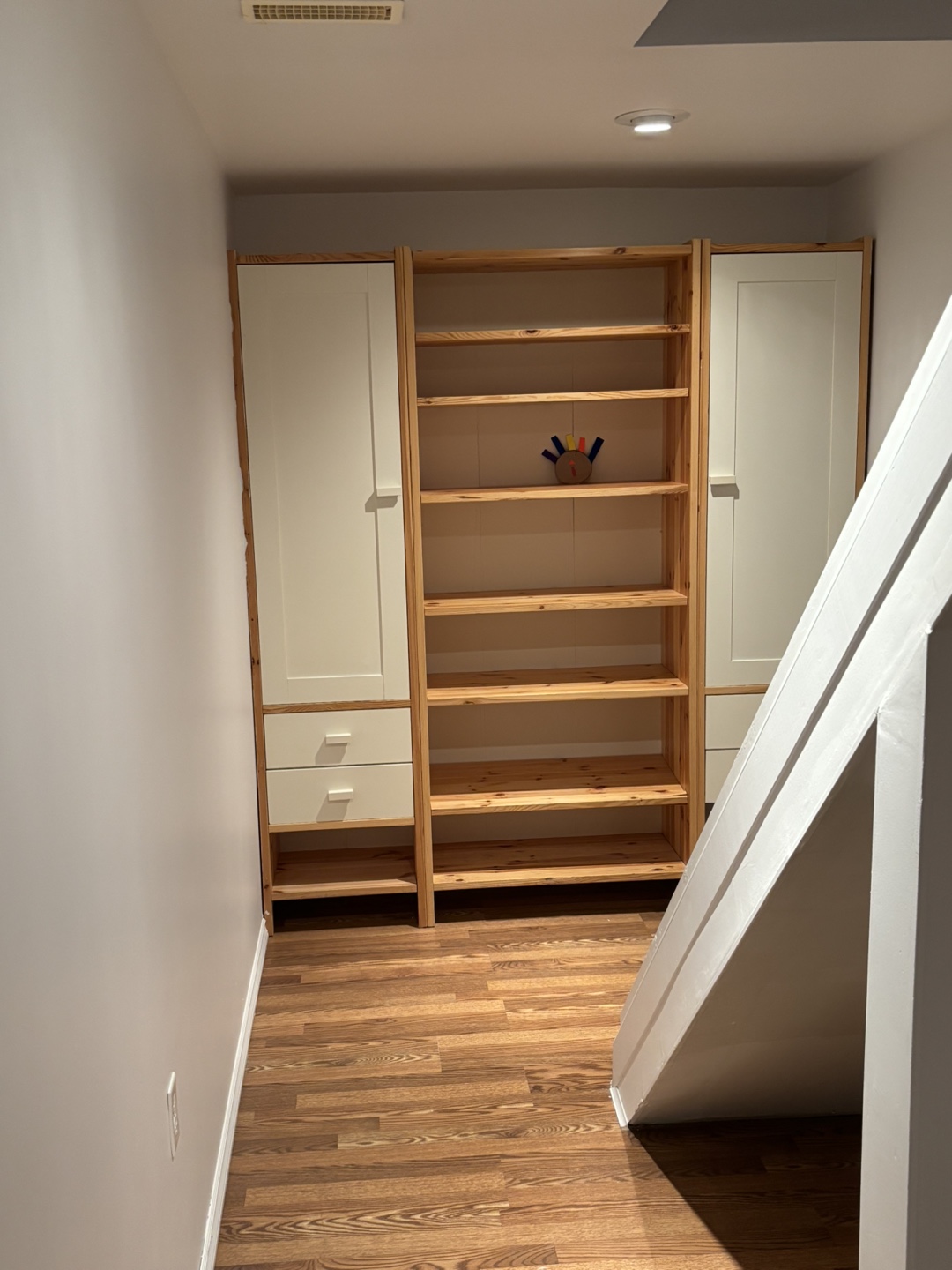 1 bedroom apartment for rent. 6 months contract