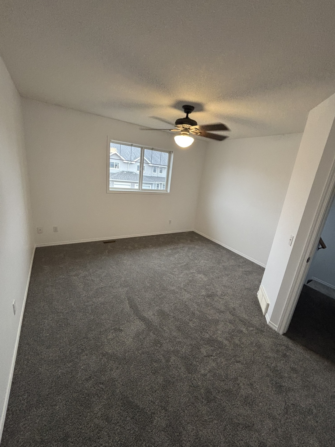 1 bedroom apartment for rent. 6 months contract - photo 2