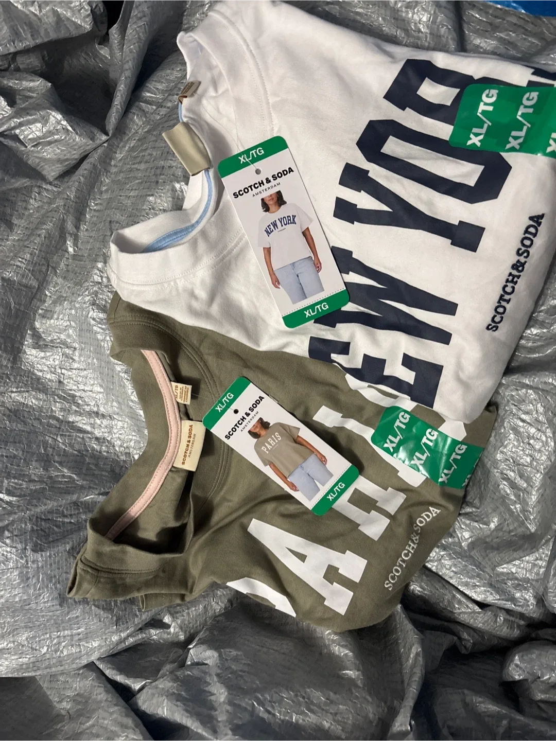 2 pairs New Scotch & Soda T-Shirts - XL thumbnail