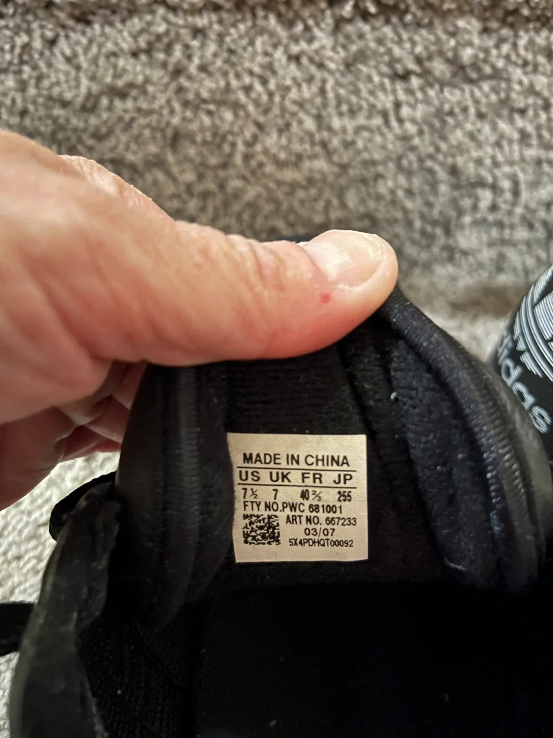 Adidas Superstar Black Sneakers image indicator(6)