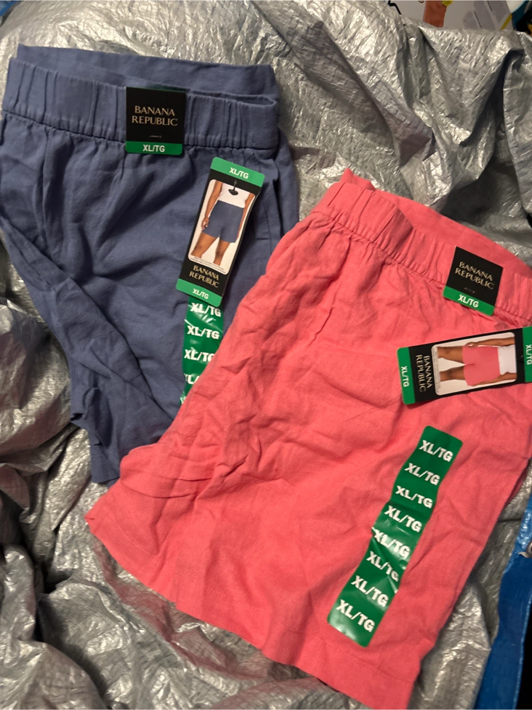 2 pairs Banana Republic XL/TG Shorts - New with Tags