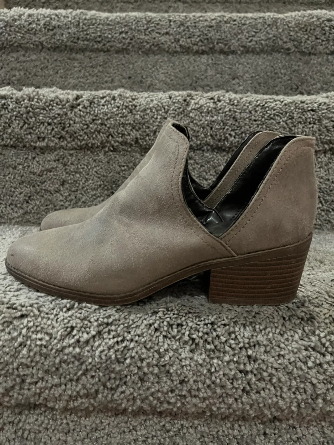 Fergalicious Grey Suede Ankle Booties Size 8 image indicator(4)