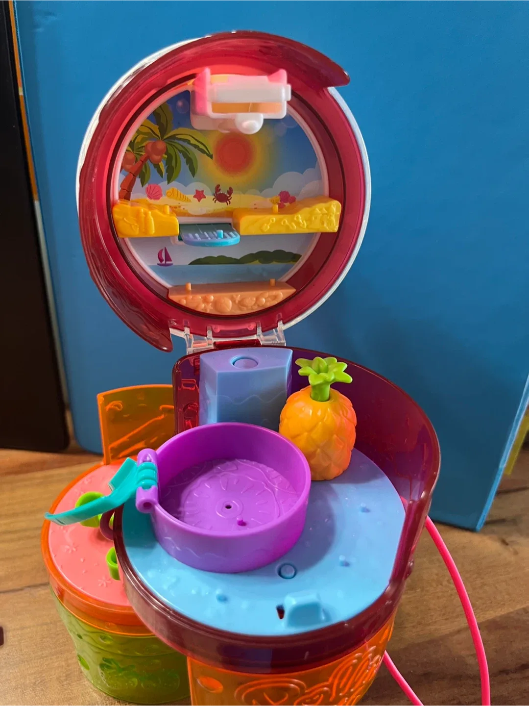 Polly Pocket Smoothie Stack Playset image indicator(3)