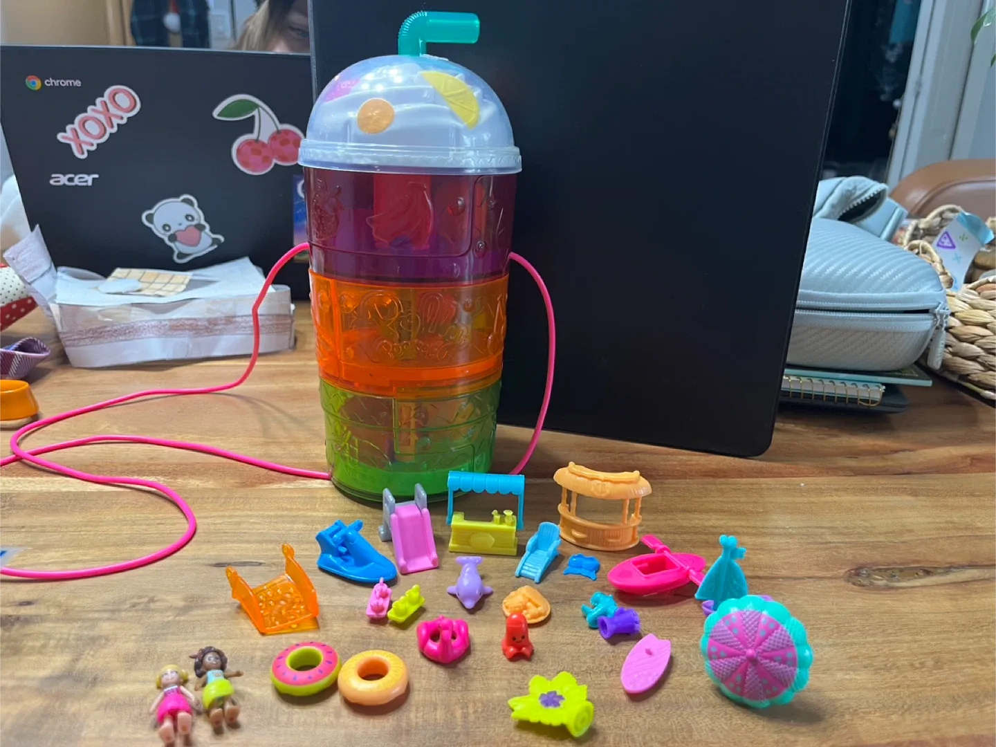 Polly Pocket Smoothie Stack Playset image indicator(2)