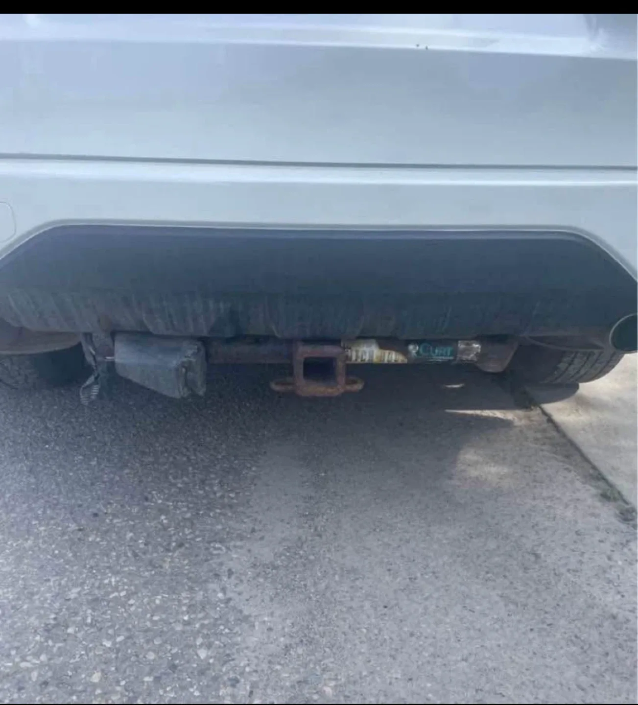 White Subaru Forester XT image indicator(5)