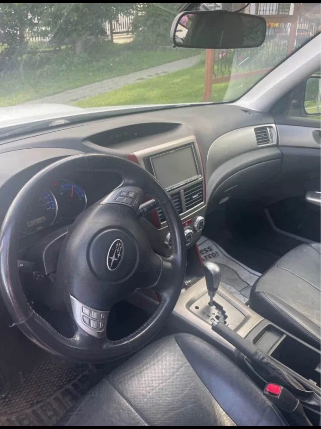 White Subaru Forester XT image indicator(6)