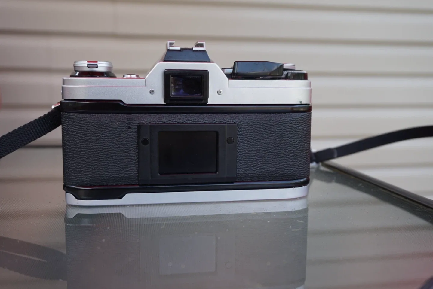 Canon AE-1 35mm Film Camera with 50mm Lens image indicator(5)