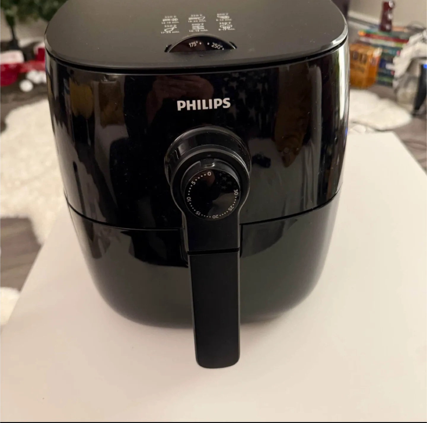 Philips Air Fryer - Black thumbnail