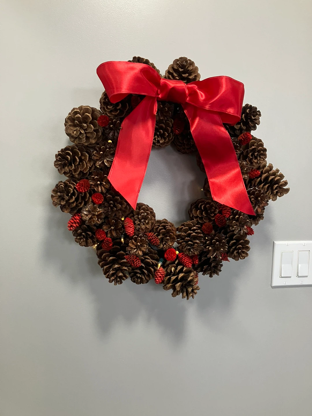 Pinecone Wreath with Red Ribbon - photo 4