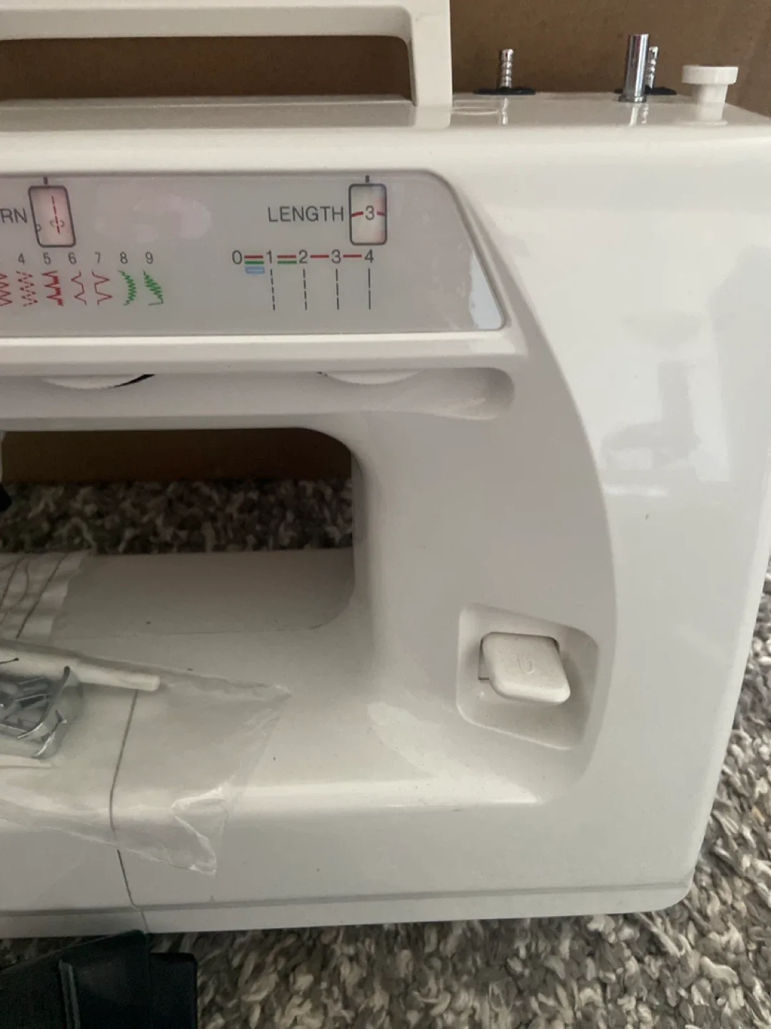 Kenmore Sewing Machine Model 385.12908 image indicator(4)