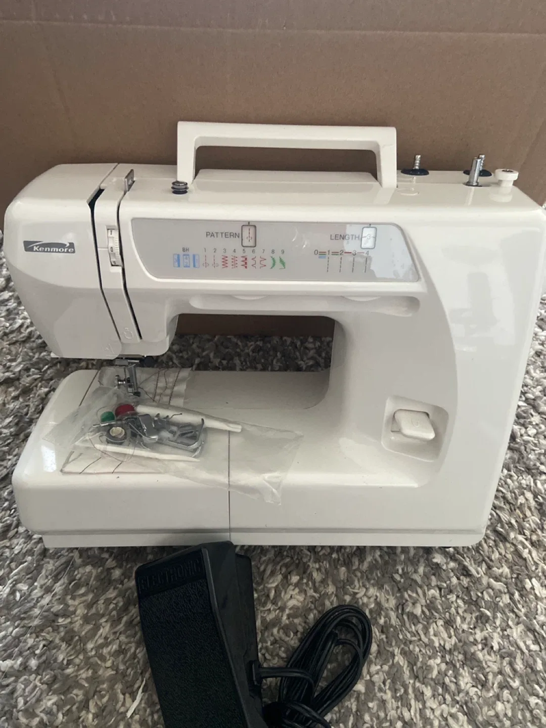 Kenmore Sewing Machine Model 385.12908 image indicator(2)